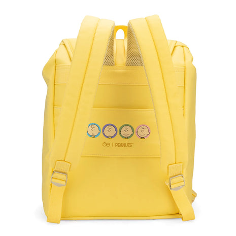 Cloe Bckpack Mediana Peanuts x Oe 2EQCP25561AMA. Color Amarillo. Unisex