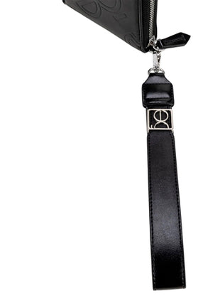 Cloe Cartera Grande Mod 7BINV25915NEG Cierre Sencillo Con Maneral Color Negro. Dama