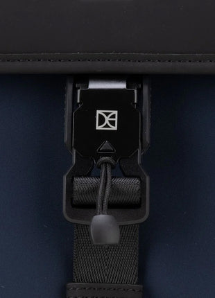 Cloe Uomo v25 512 marino / mensajera porta laptop grande. Caballero